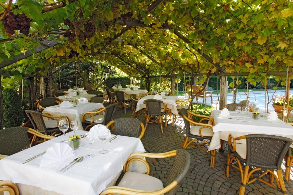 Parkhotel Tirolerhof Lagundo Exterior photo